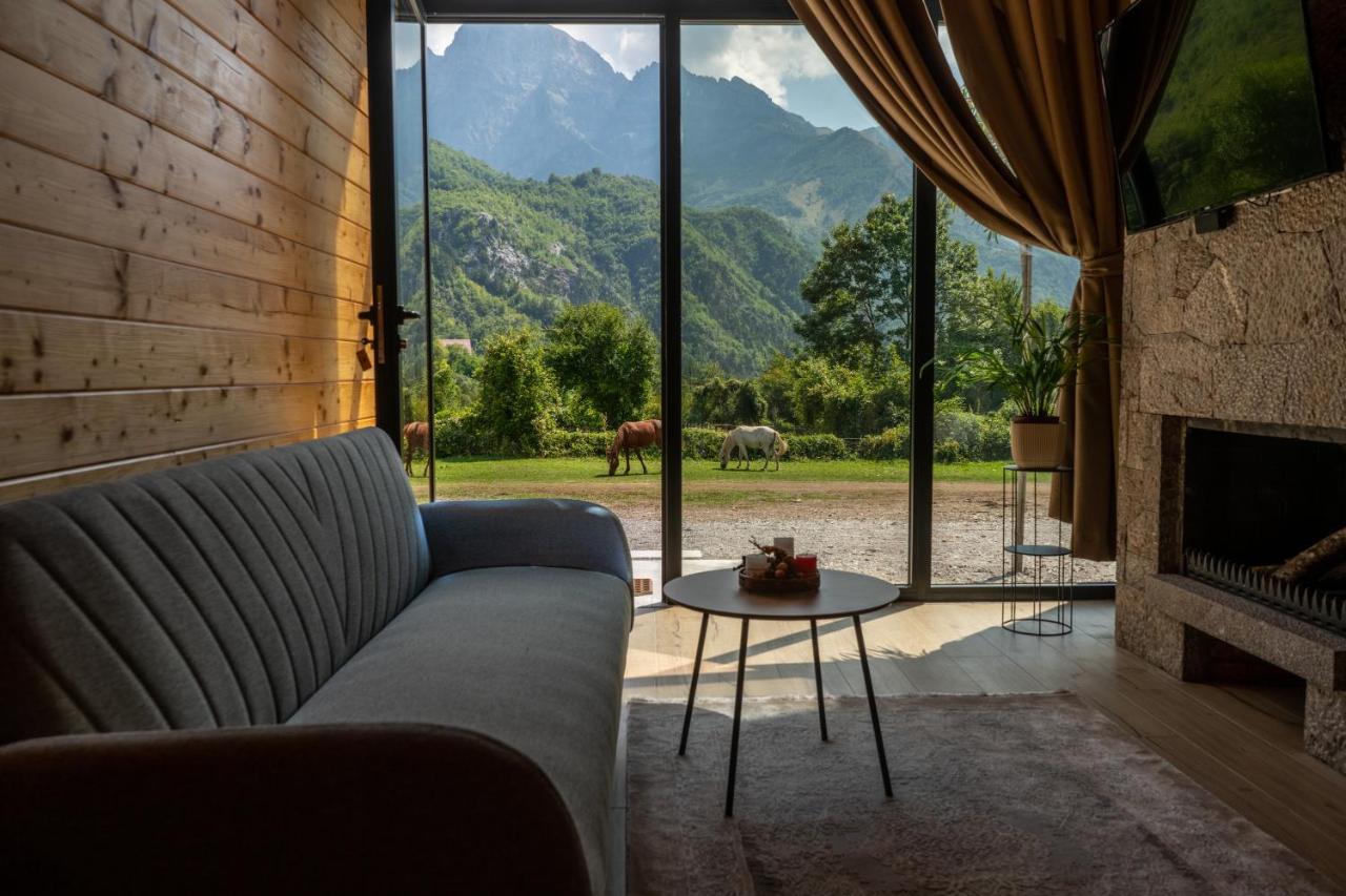 Villa Ujevara E Vogel Theth Buitenkant foto