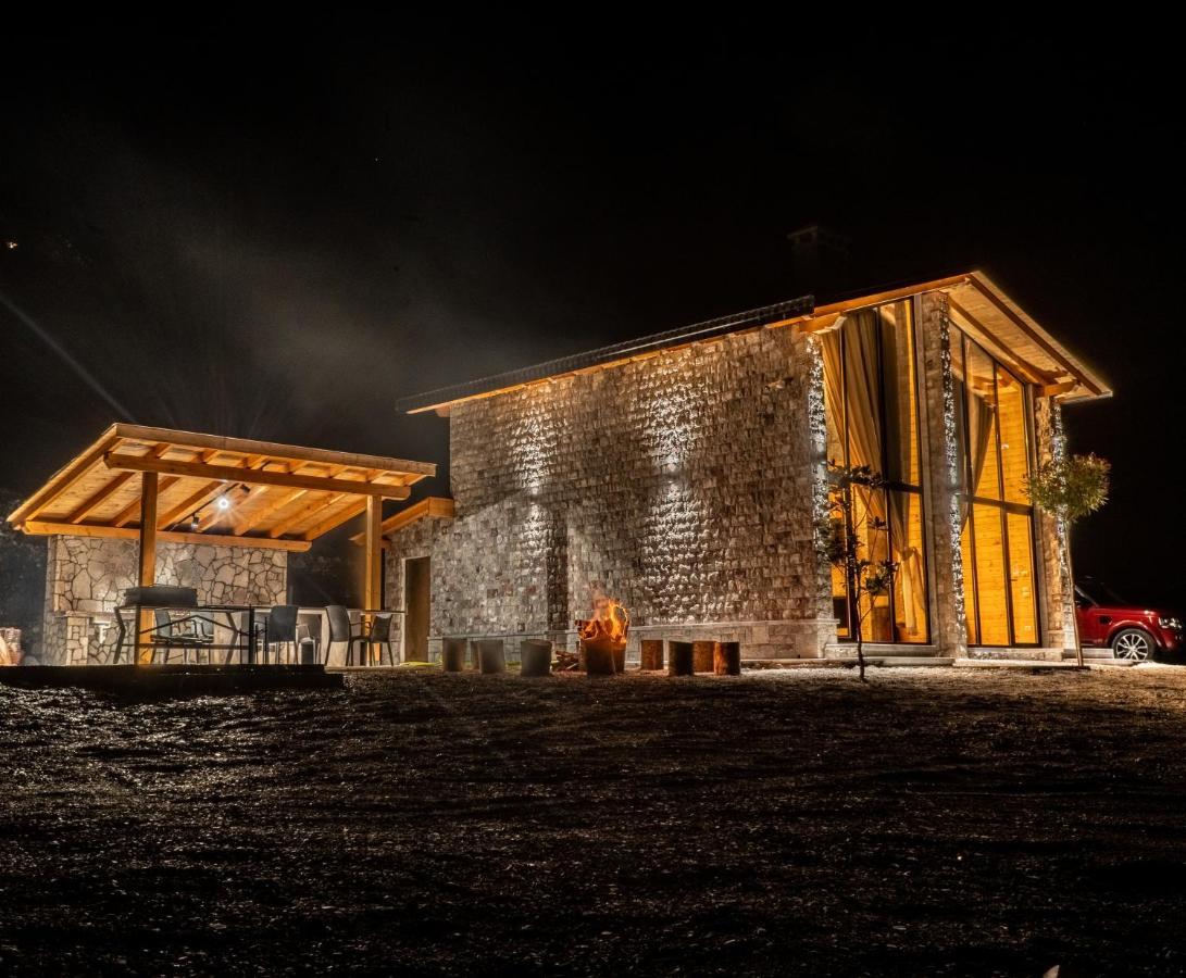Villa Ujevara E Vogel Theth Buitenkant foto
