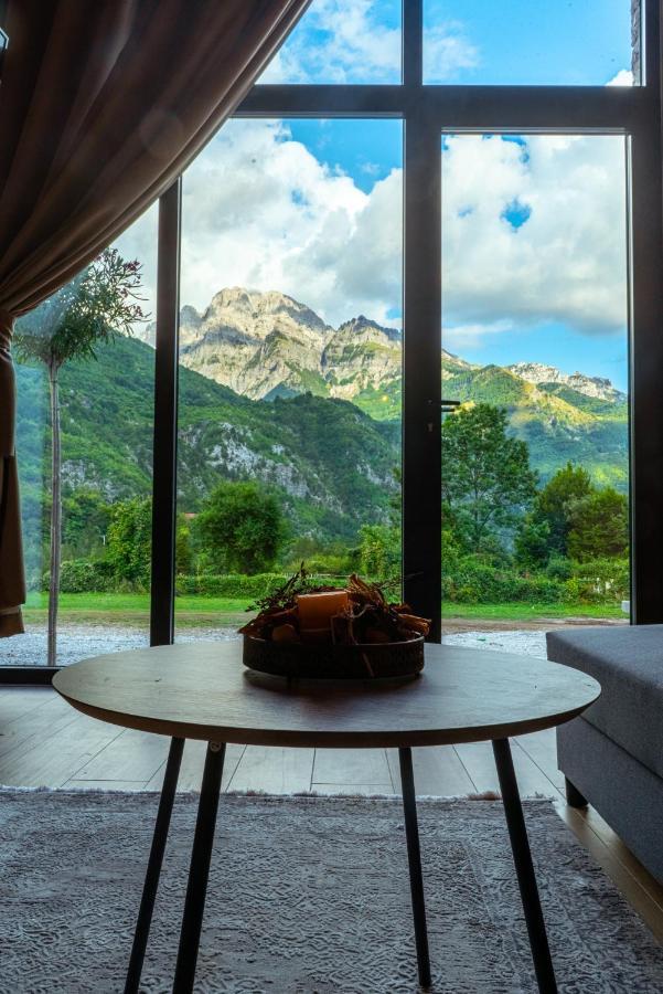 Villa Ujevara E Vogel Theth Buitenkant foto